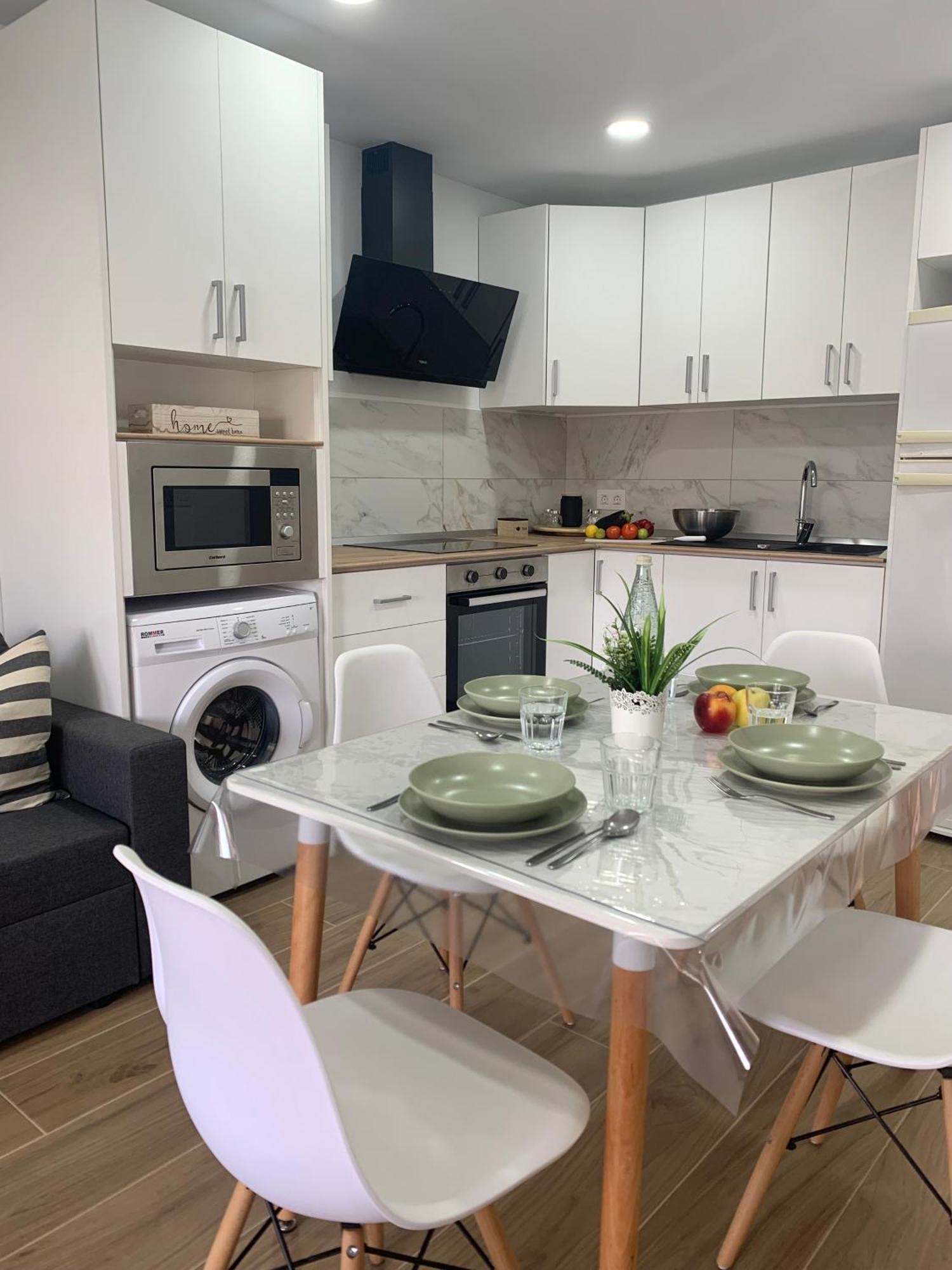Playa Cerca, Wifi Gratis - Centrico Y Renovado Apartment Guía de Isora Exterior foto